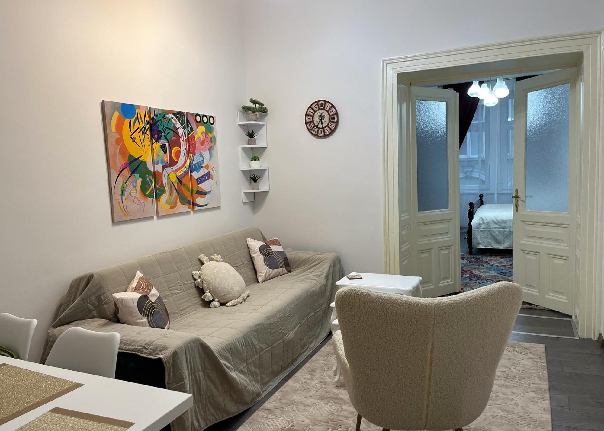 Main Street Retreat Apartment With Free Parking Saraievo Exterior foto