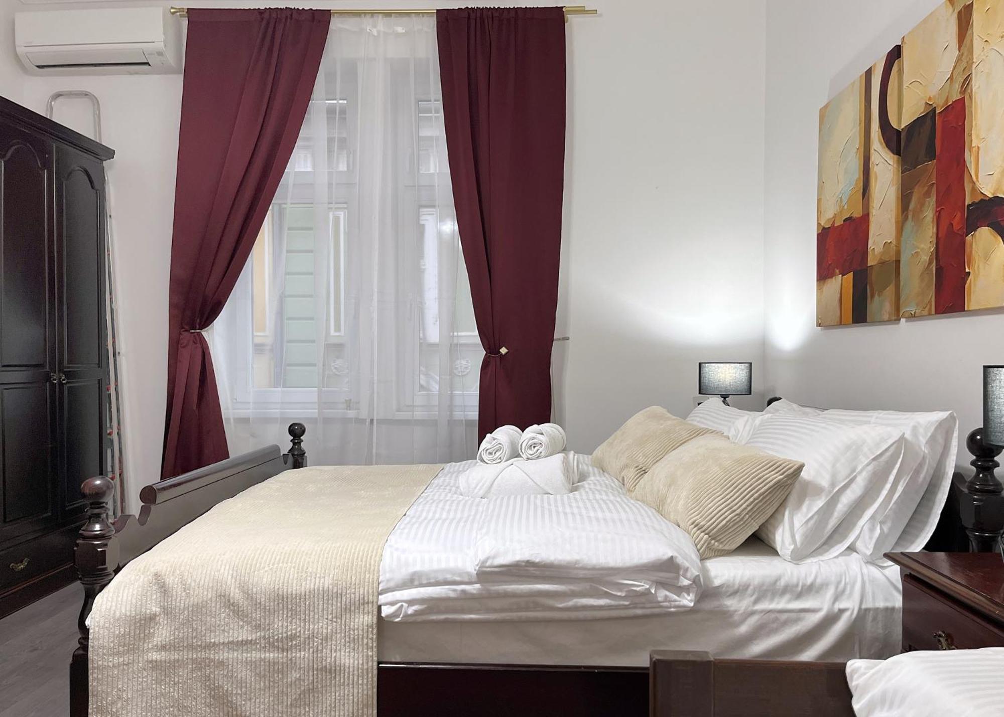 Main Street Retreat Apartment With Free Parking Saraievo Exterior foto